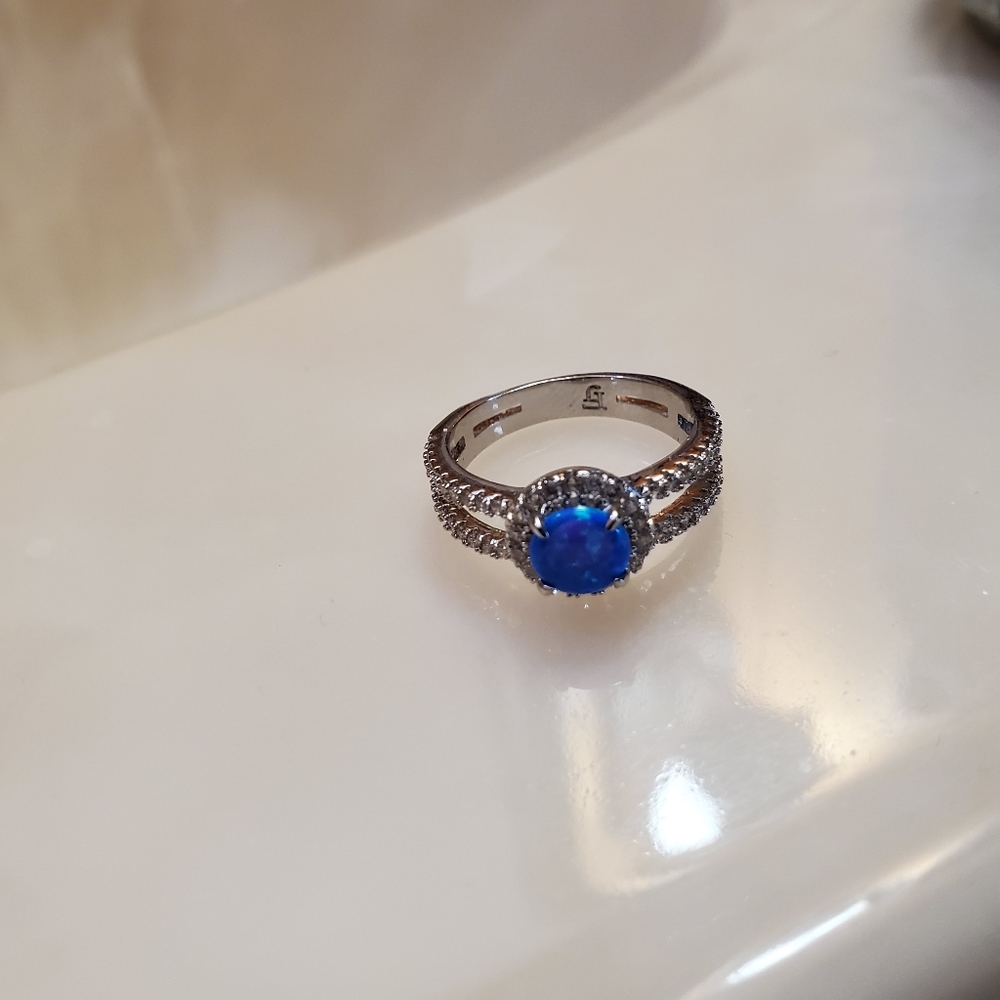 Ring